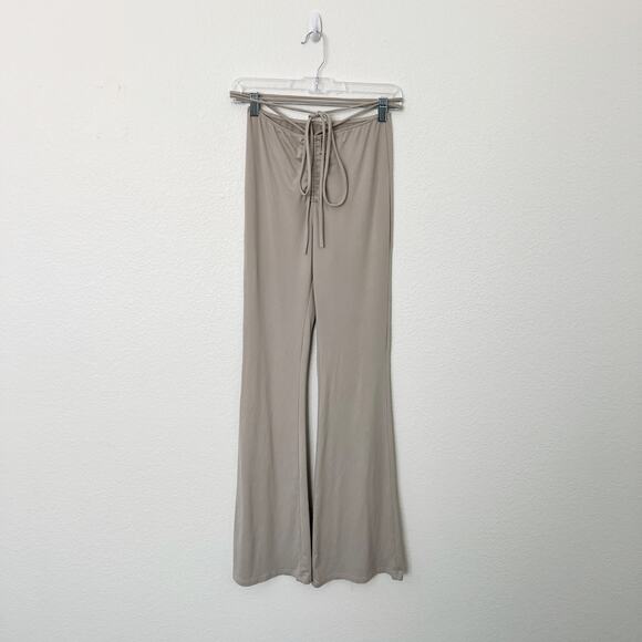[TRESSER] Tan Criss Cross Tie Waist Ruched Low Rise Flare Leg Pants Size Small S - Picture 3 of 12